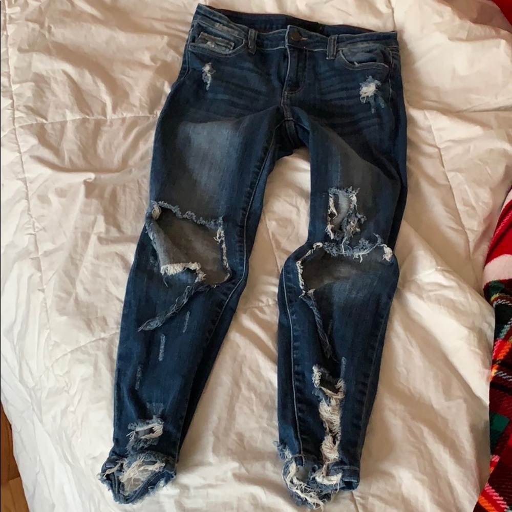 NWOT distressed jeans